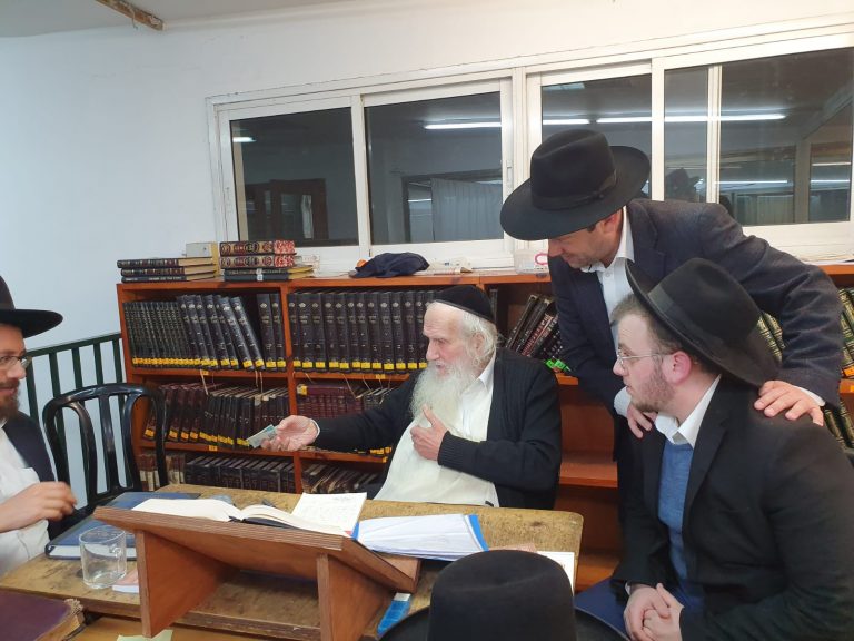 הרב מרדכי אויערבך וארגון אחריות