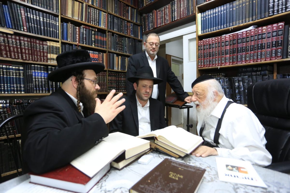 הרב ברוך דב פוברסקי עם ראשי אחריות